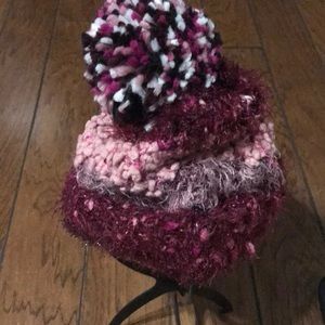 Fluffy beanie 😀.   OS